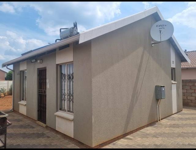 2 BEDROOM HOUSE FOR SALE IN SKY CITY